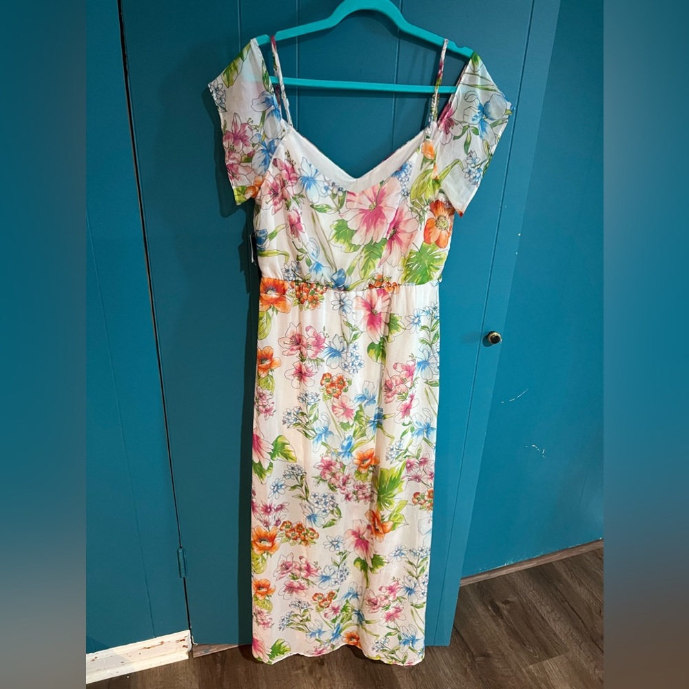 NwT‎ white tropical floral off the shoulder dress